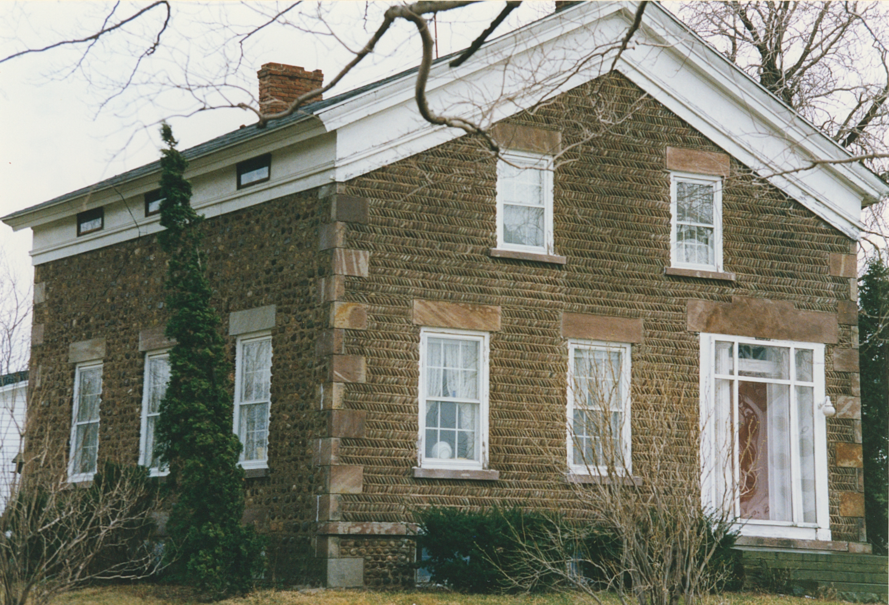 Alb-1 3949 Clarendon St 2